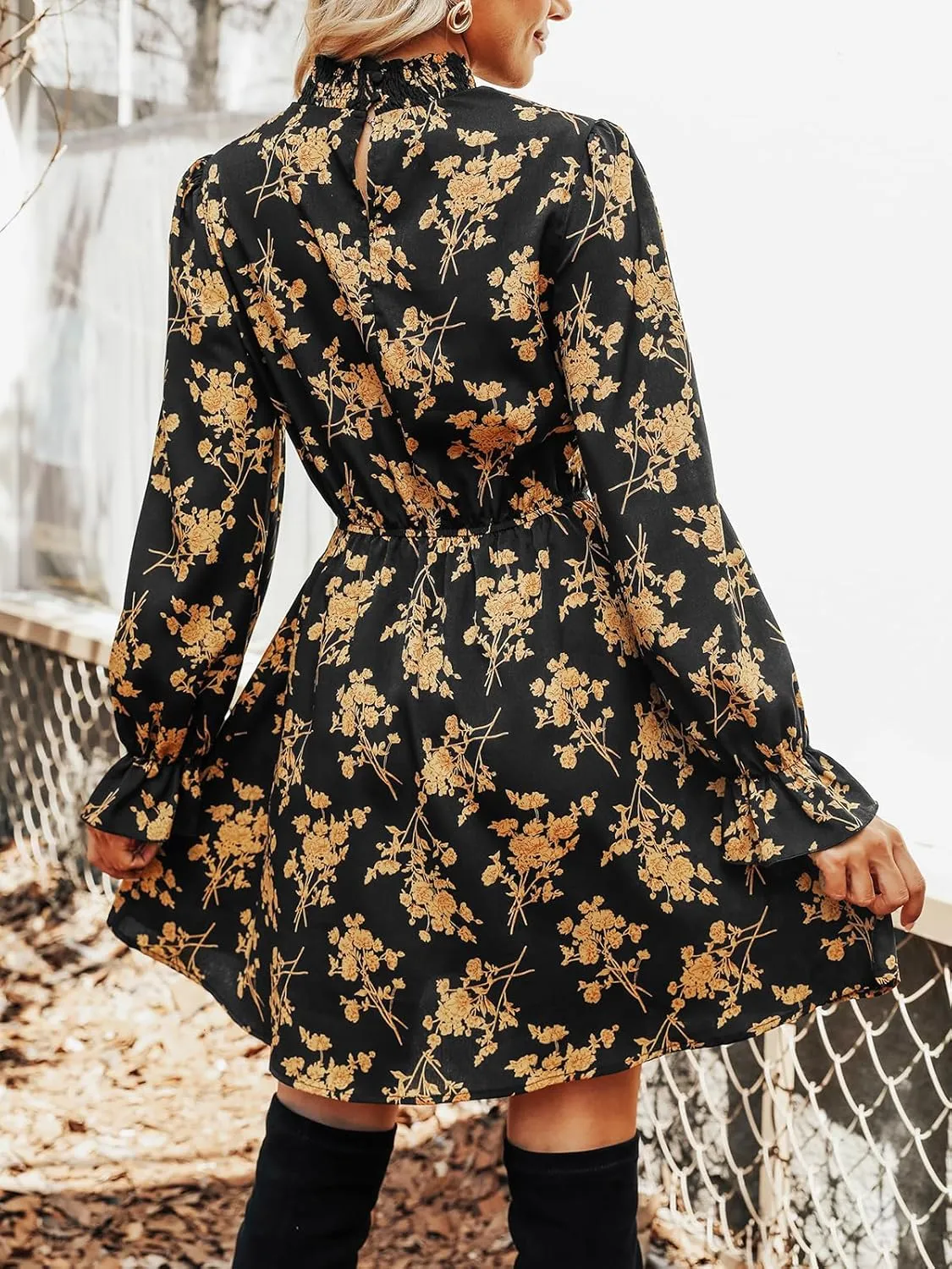 CUPSHE Women's Mock Neck Floral Mini Fall Dress Long Ruffle Sleeve Elastic Waist Smocked Casual Flowying Autumn Dresses
