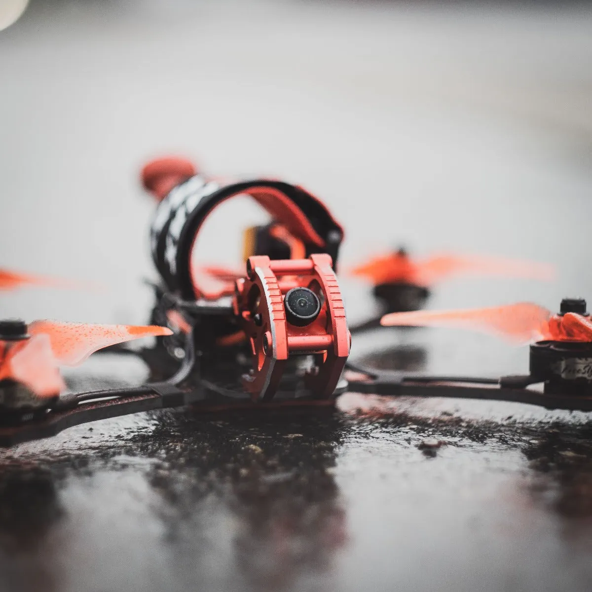 EMAX BUZZ Freestyle Racing BNF 1700kv 5-6s Frsky
