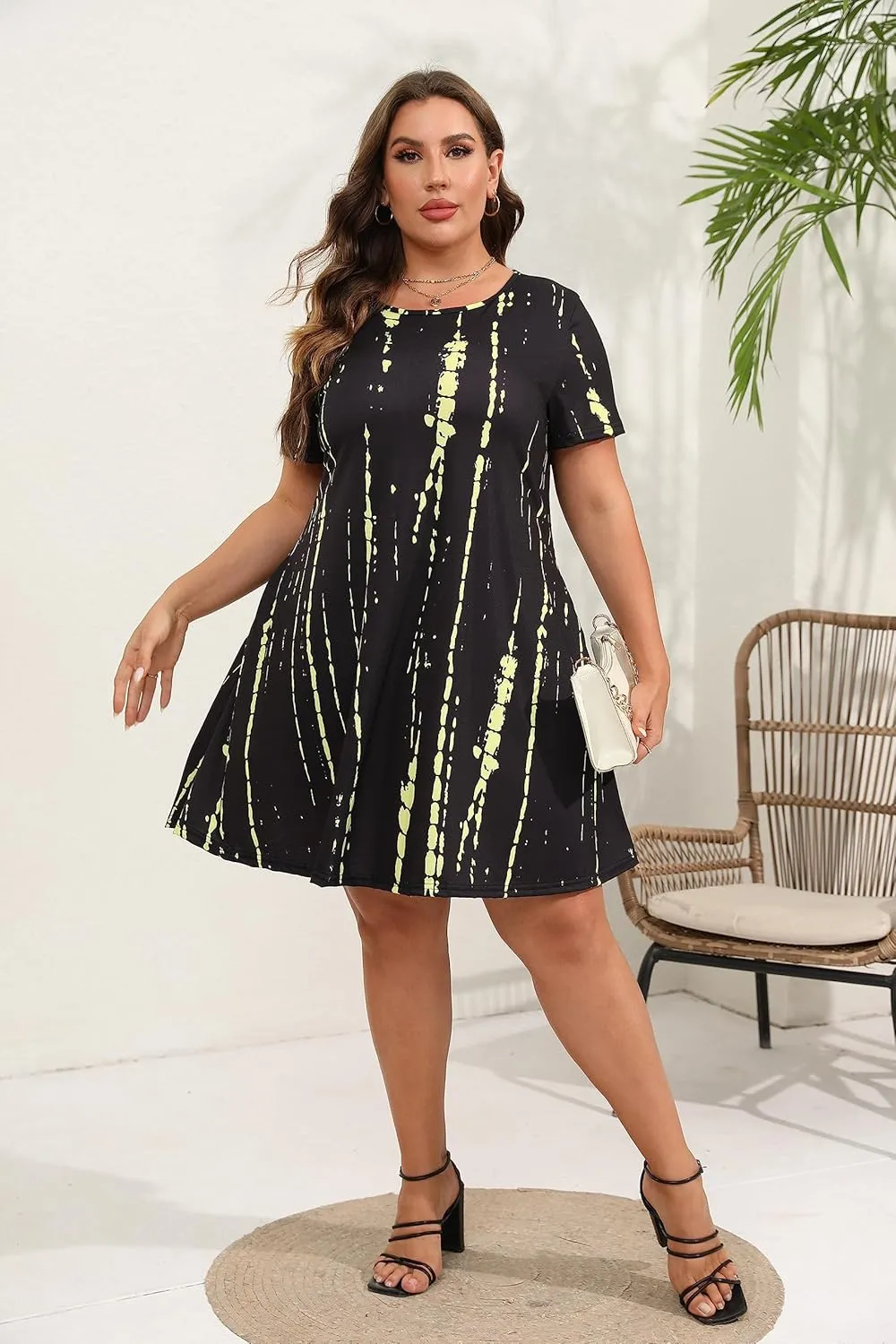 HBEYYTO Women's Plus Size Short Sleeve Loose Dress Casual Swing T Shirt Dresses with Pockets (XL-5XL)