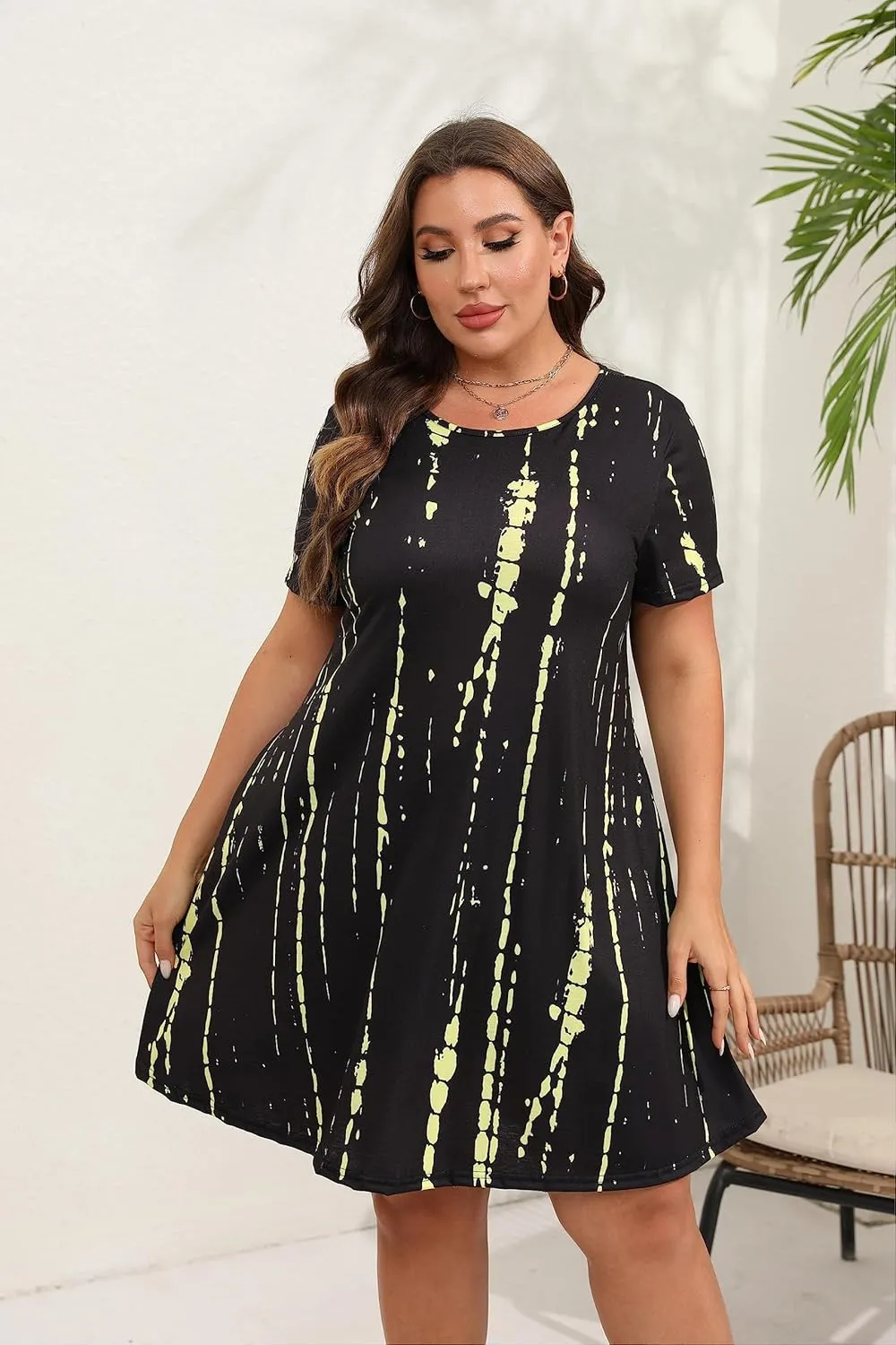 HBEYYTO Women's Plus Size Short Sleeve Loose Dress Casual Swing T Shirt Dresses with Pockets (XL-5XL)