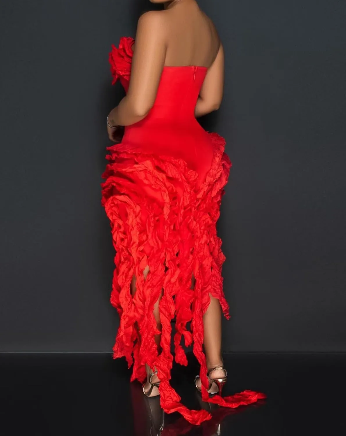IyMoo Women Sexy Strapless Ruffle Bodycon Dress Solid Color Fringe Slim Party Cocktail Bandage Dresses