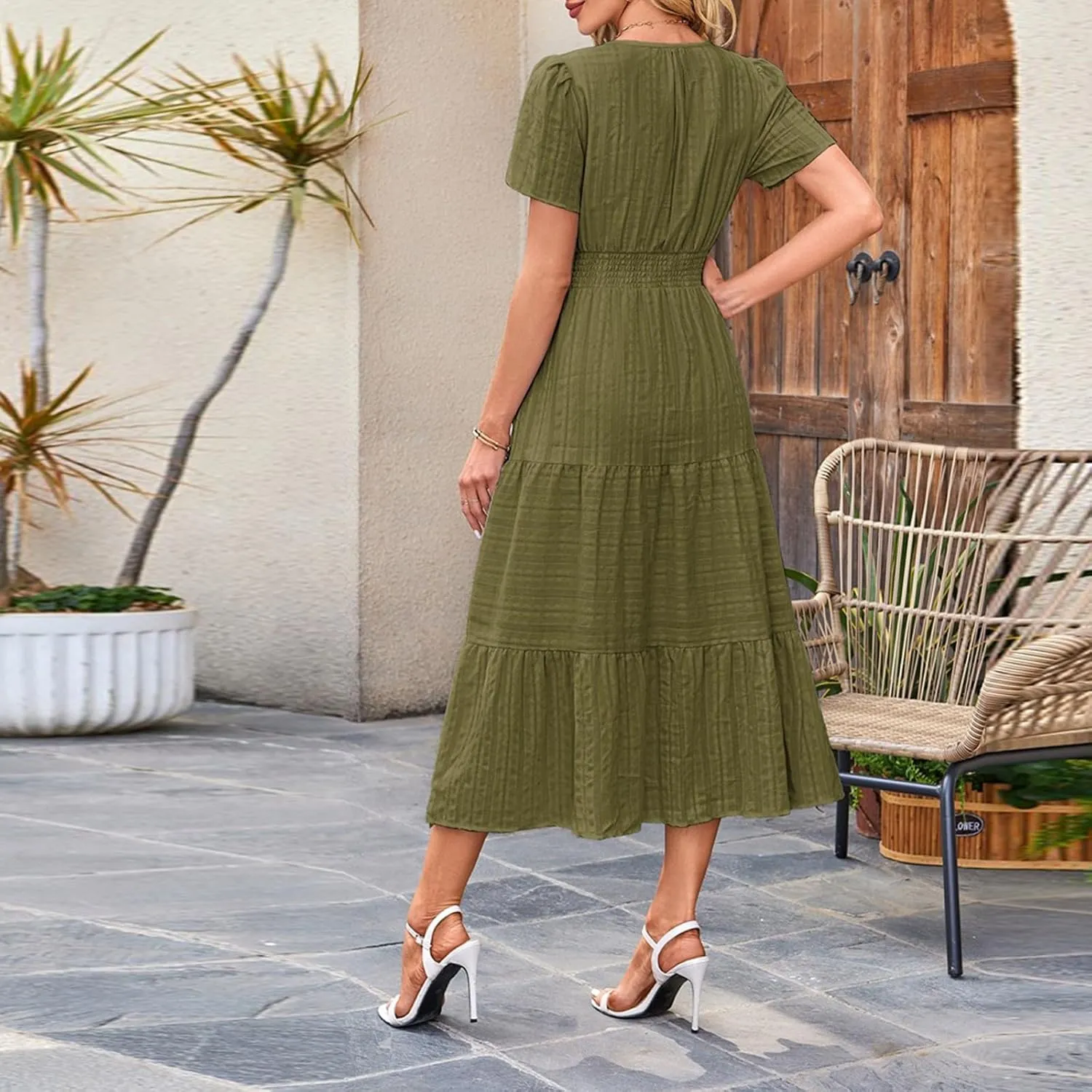Summer Dresses for Women 2025 Midi Short Sleeve V Neck A Line Dresses Summer Flowy Tiered Pockets Boho Beach Sundress