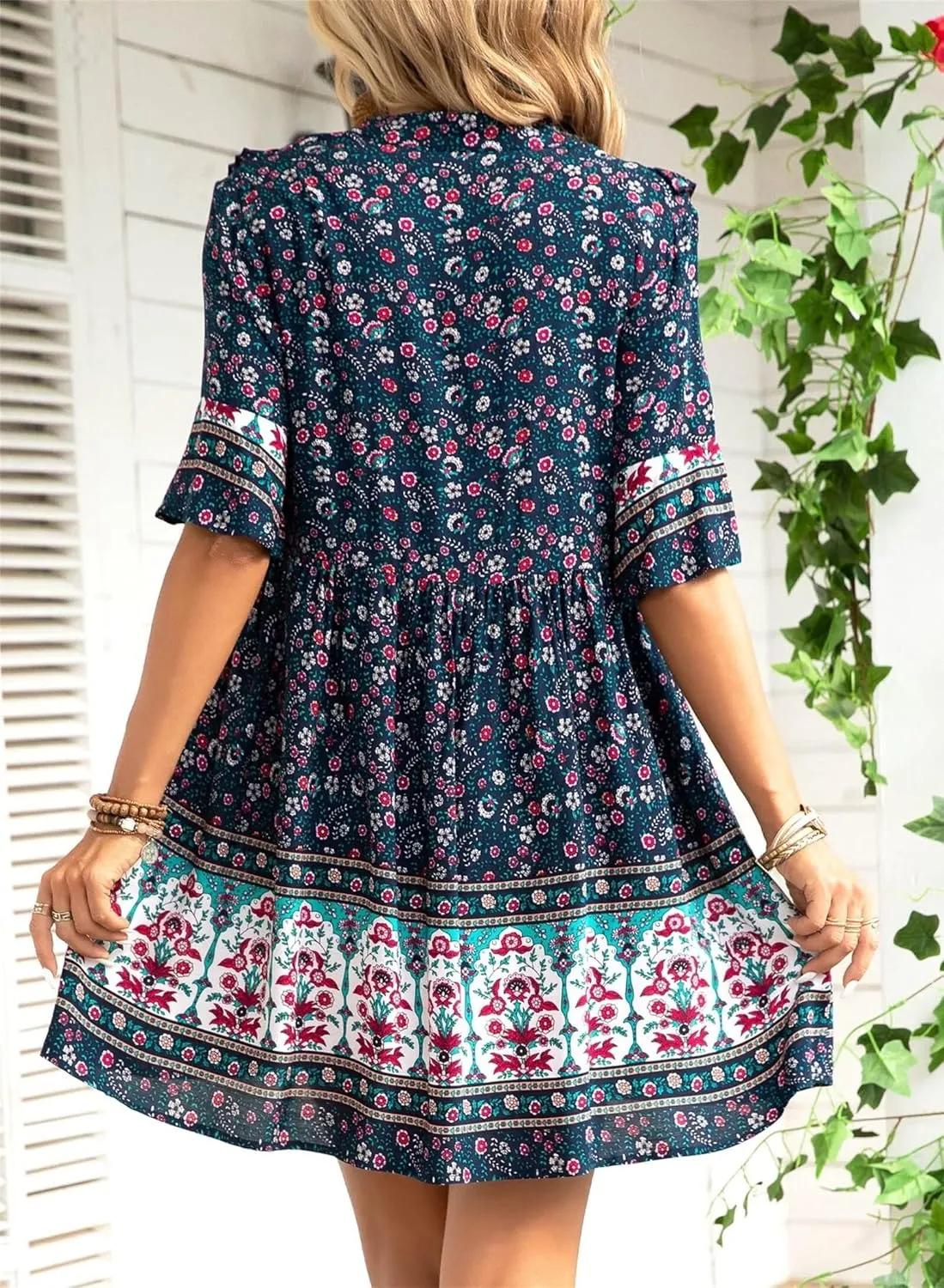 Trendy Summer Dresses Womens Elegant Short Sleeve V Neck Floral Mini Dresses Casual Flowy Beach Vacation Dresses Cute
