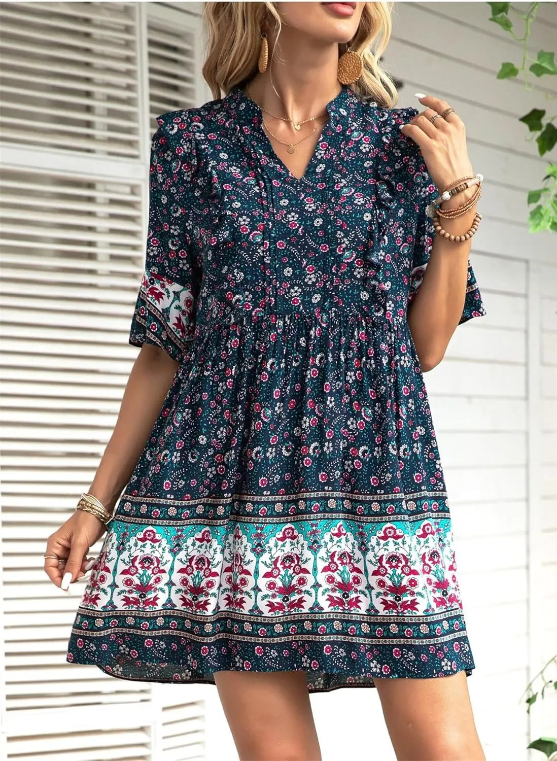 Trendy Summer Dresses Womens Elegant Short Sleeve V Neck Floral Mini Dresses Casual Flowy Beach Vacation Dresses Cute