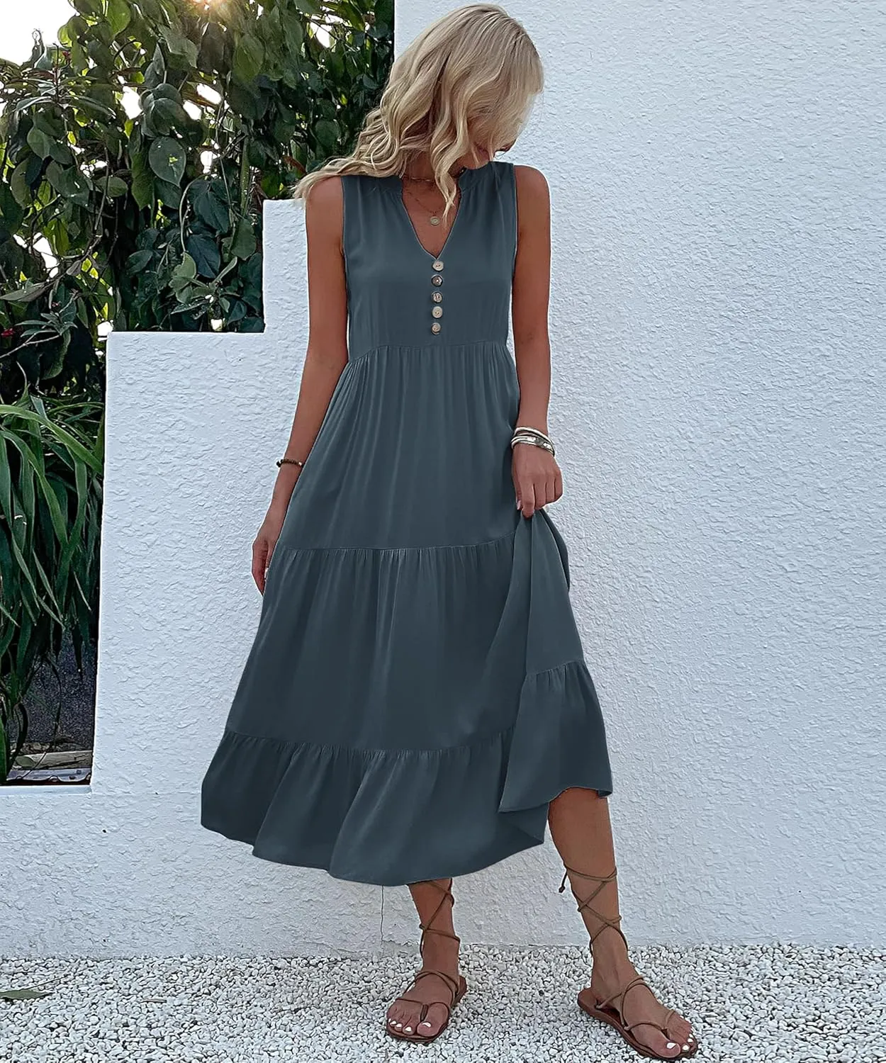 Womens 2025 Summer Dress Sleeveless V Neck Casual Dresses Loose Fit Flowy A Line Beach Sundresses