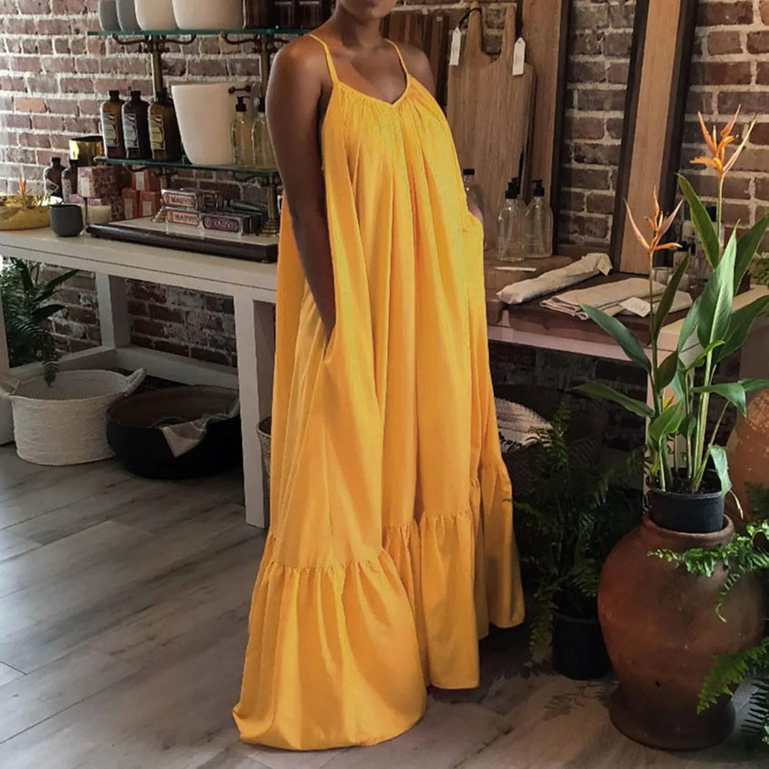 Womens Boho Summer Maxi Dresses Spaghetti Strap Flowy Beach Sundresses Casual Pleated Dress Trendy Vacation Outfits