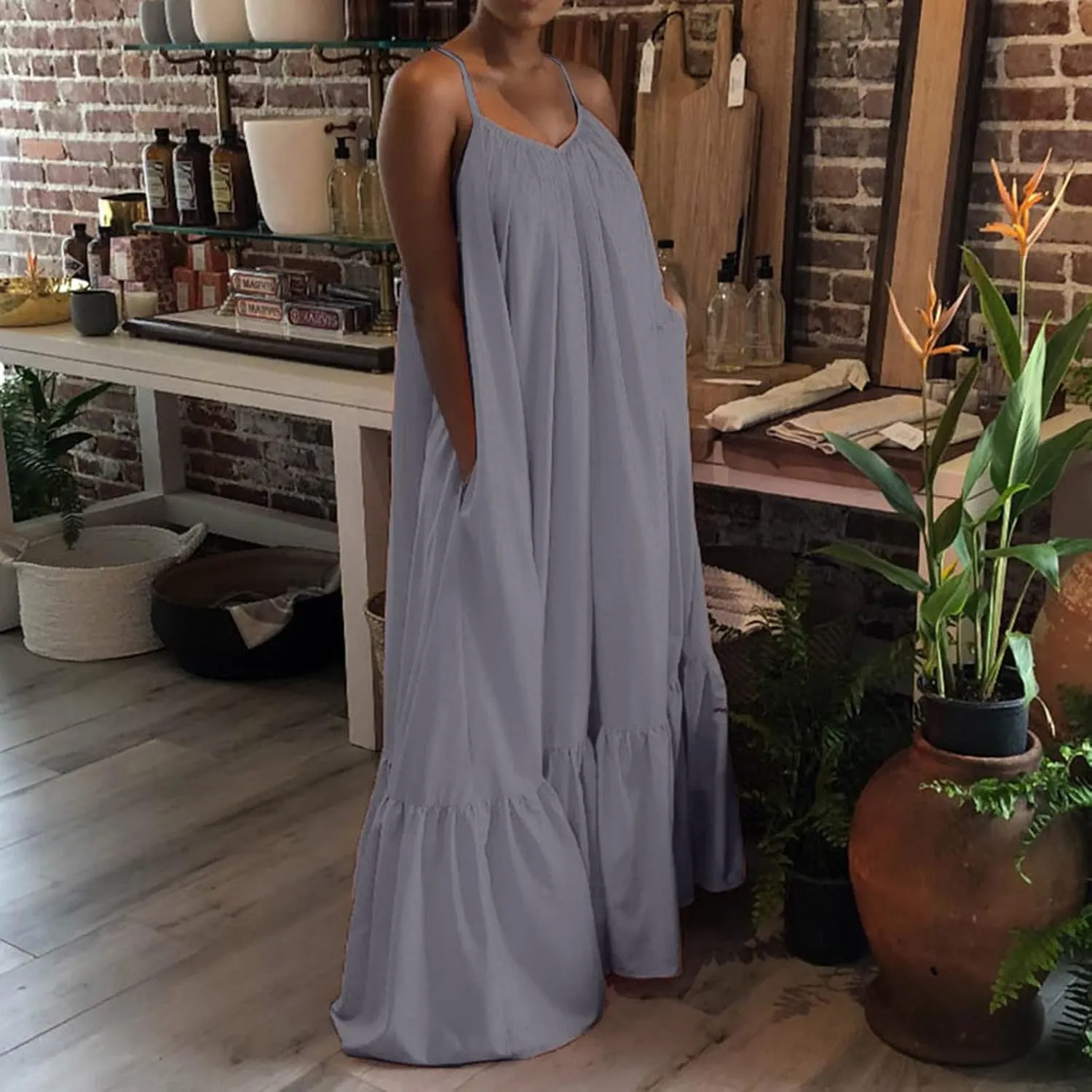 Womens Boho Summer Maxi Dresses Spaghetti Strap Flowy Beach Sundresses Casual Pleated Dress Trendy Vacation Outfits