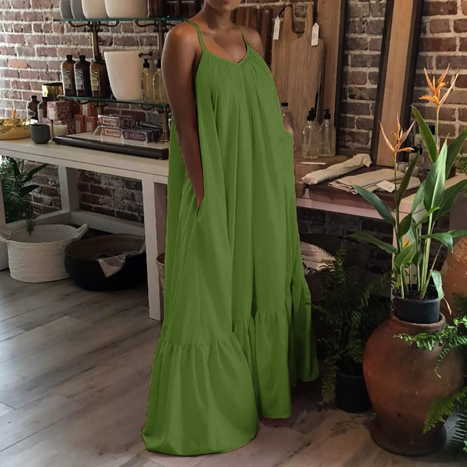 Womens Boho Summer Maxi Dresses Spaghetti Strap Flowy Beach Sundresses Casual Pleated Dress Trendy Vacation Outfits