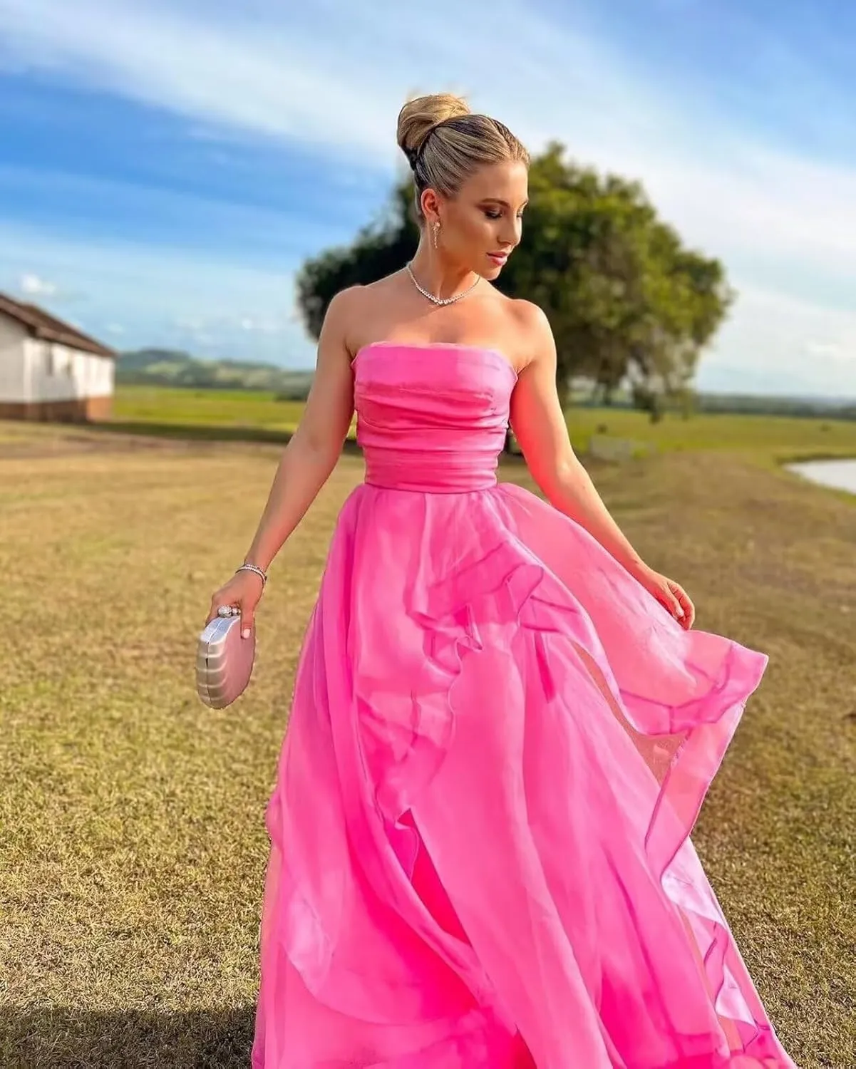 Women's Elegant Prom Dress 2025 Strapless A Line Long Ball Gown Chiffon Sleeveless Pleated Formal Cocktail Dress